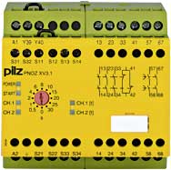 PNOZ XV3.1P C 3/24VDC 3n/o 1n/c 2n/o t安全繼電器